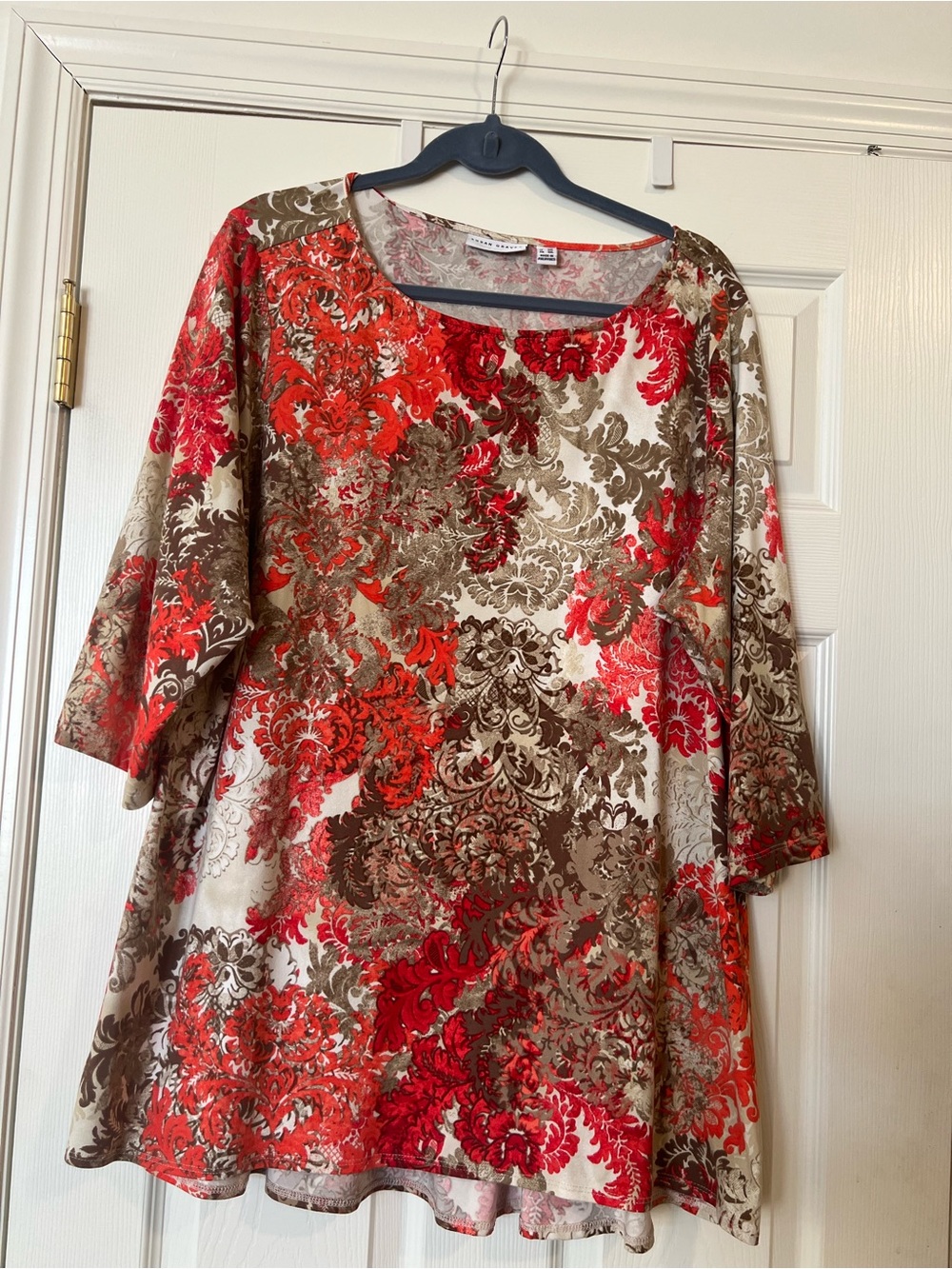 Susan Graver Coral and Taupe Floral-Scroll Tunic size 2x